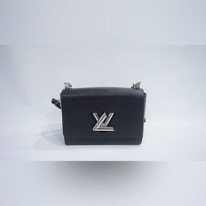 Louis Vuitton Twist MM Navy